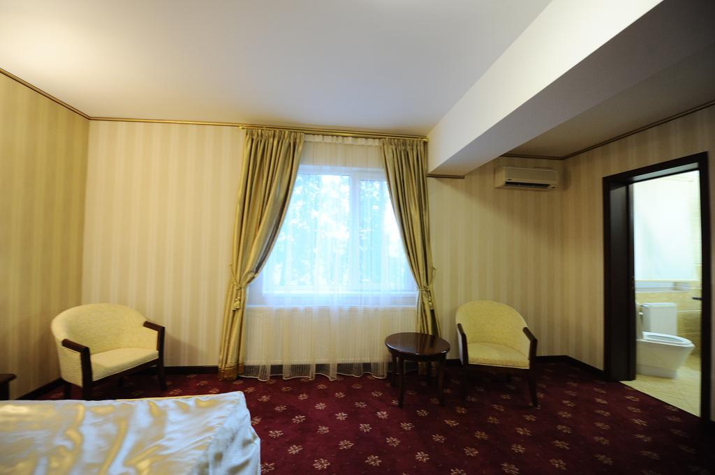 Hotel Mondial - Baia Zewnętrze zdjęcie